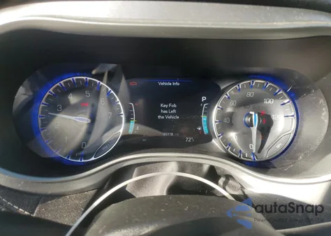 2021 Chrysler Pacifica Touring from USA, damaged, VIN 2C4RC1FG1MR559741